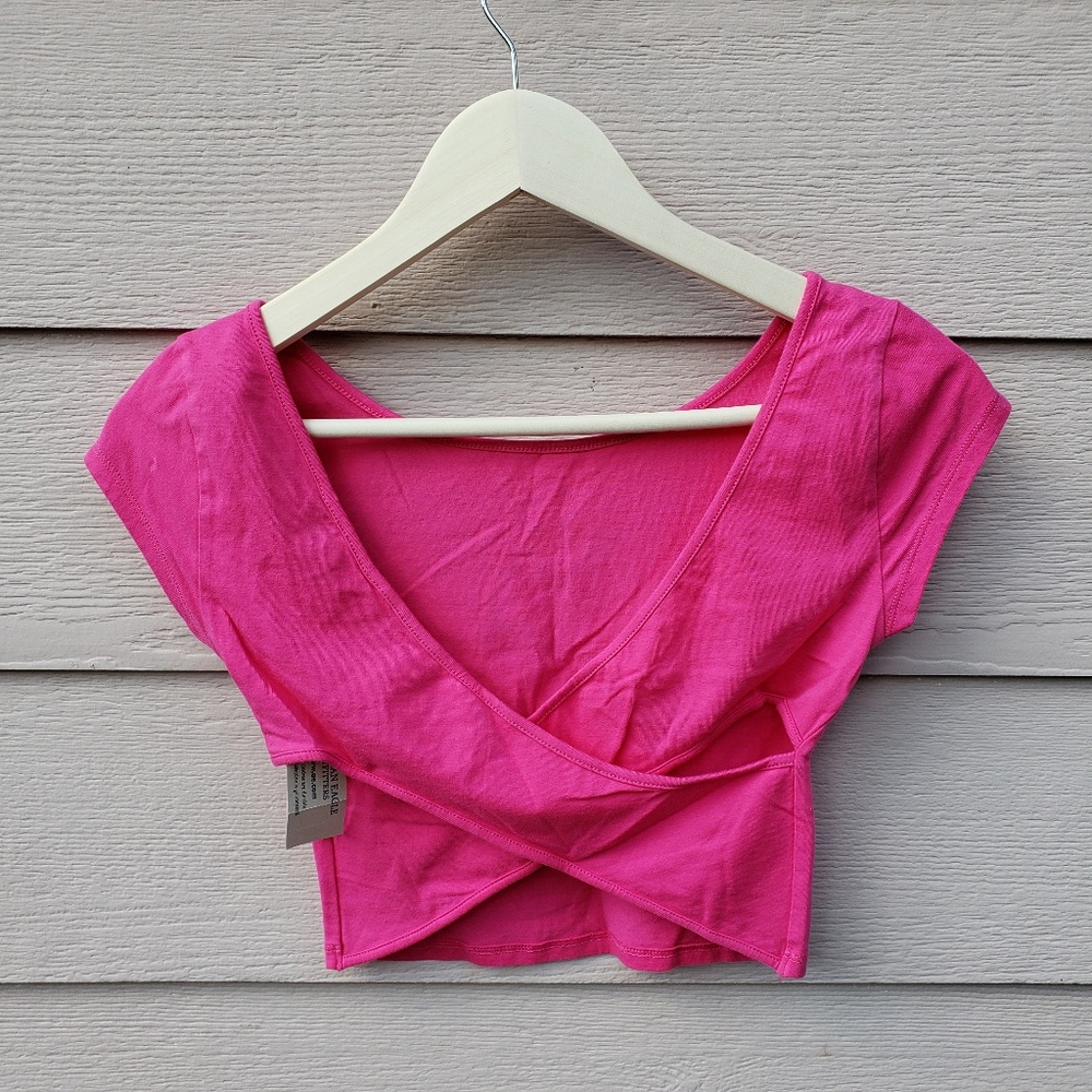 🎉Host Pick🎉 American Eagle Cross Back Crop Top